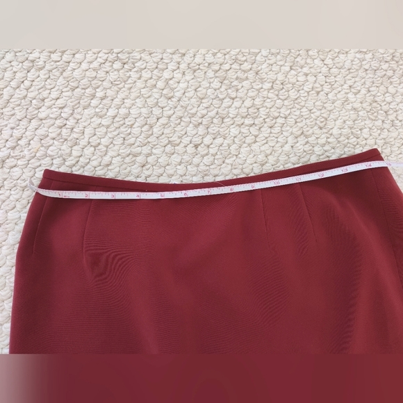 NWOT Burgundy Skirt - Picture 6 of 7